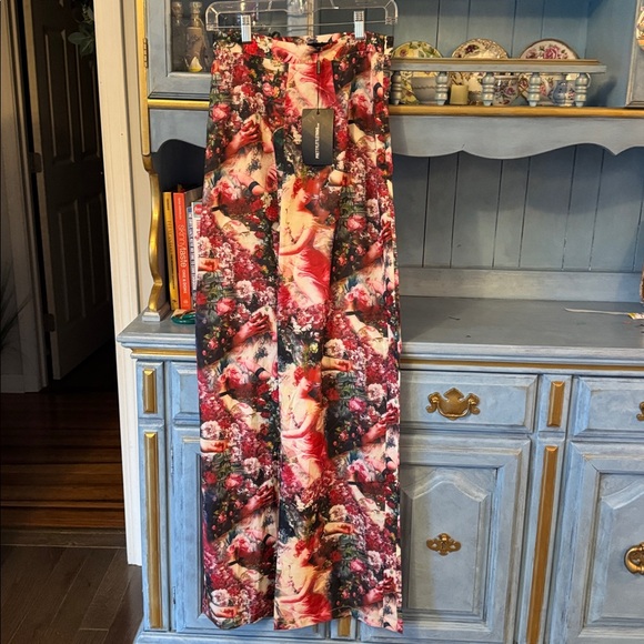 PrettyLittleThing Renaissance Pants - Picture 4 of 6
